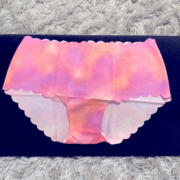 Victoria’s Secret hip hugger/hipster - Picture 1 of 5